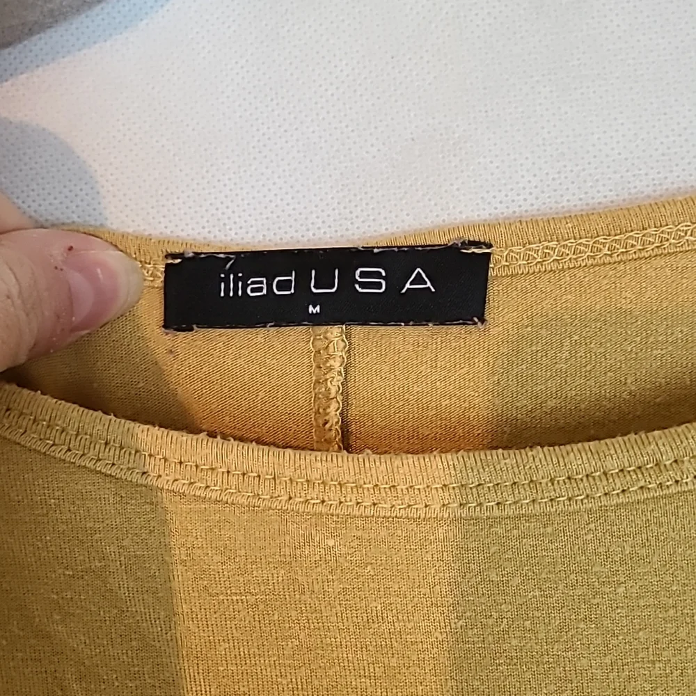 Mustard Yellow Roughed Blouse Sz M ¾ sleeves - Picture 6 of 7